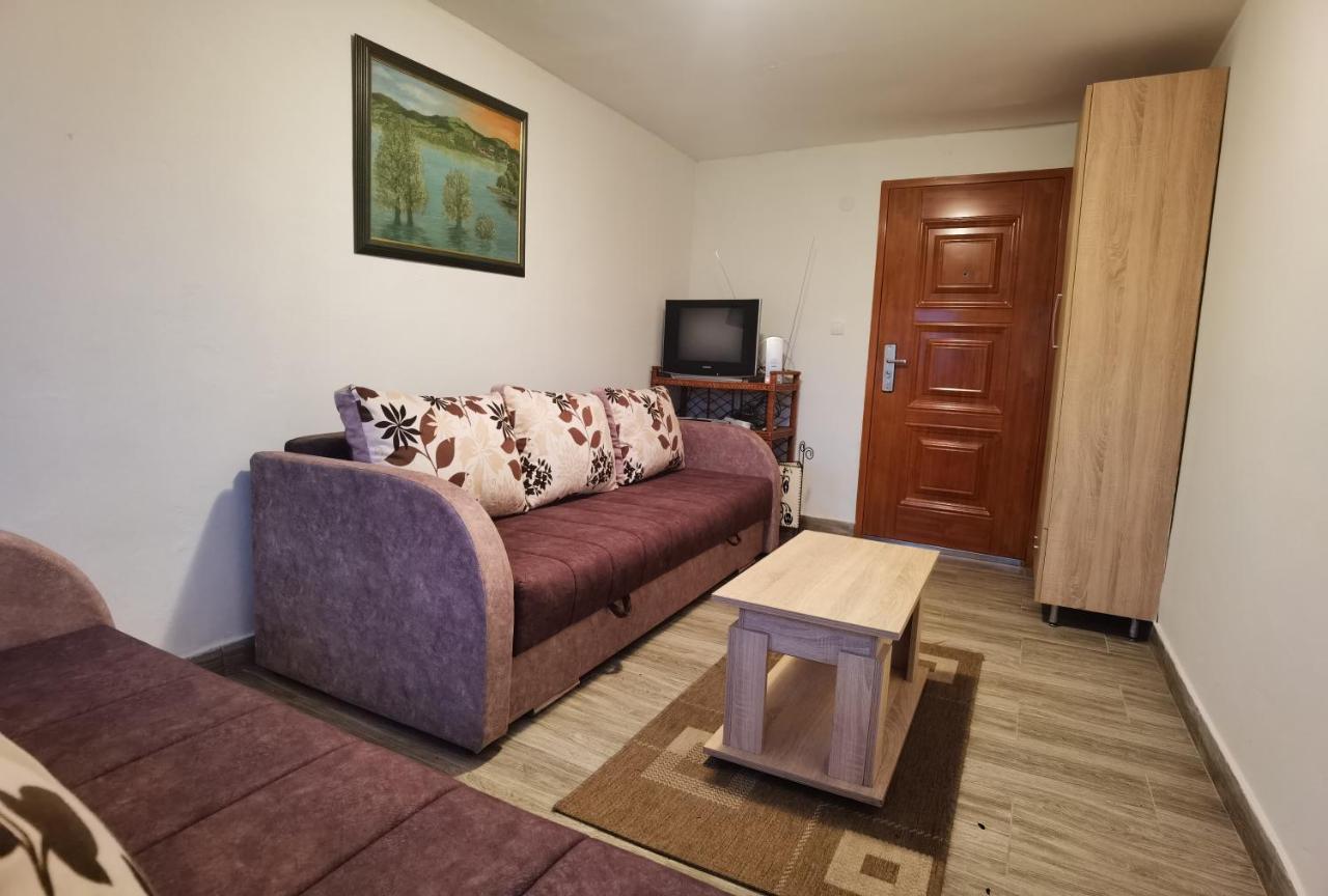 Danube Fairy Villa Futog Eksteriør billede