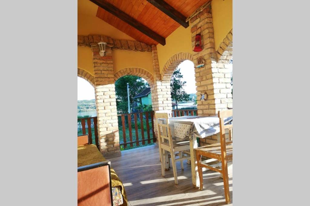 Danube Fairy Villa Futog Eksteriør billede